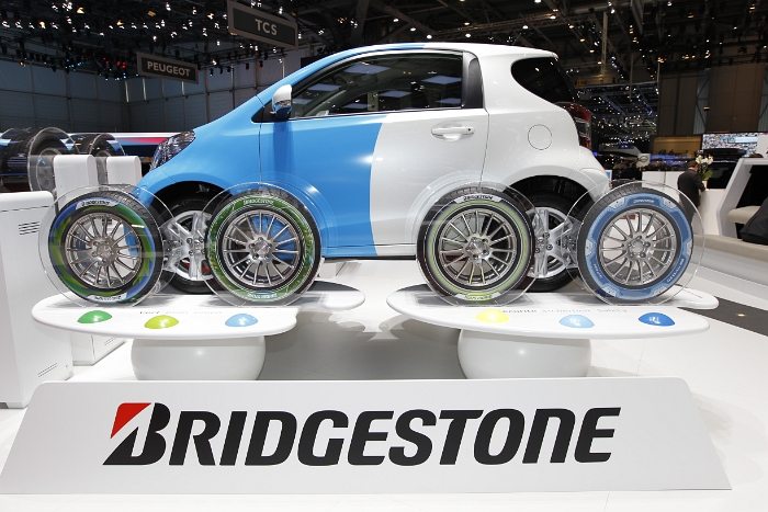 Salon auto Geneve 2012 - Bridgestone - 001